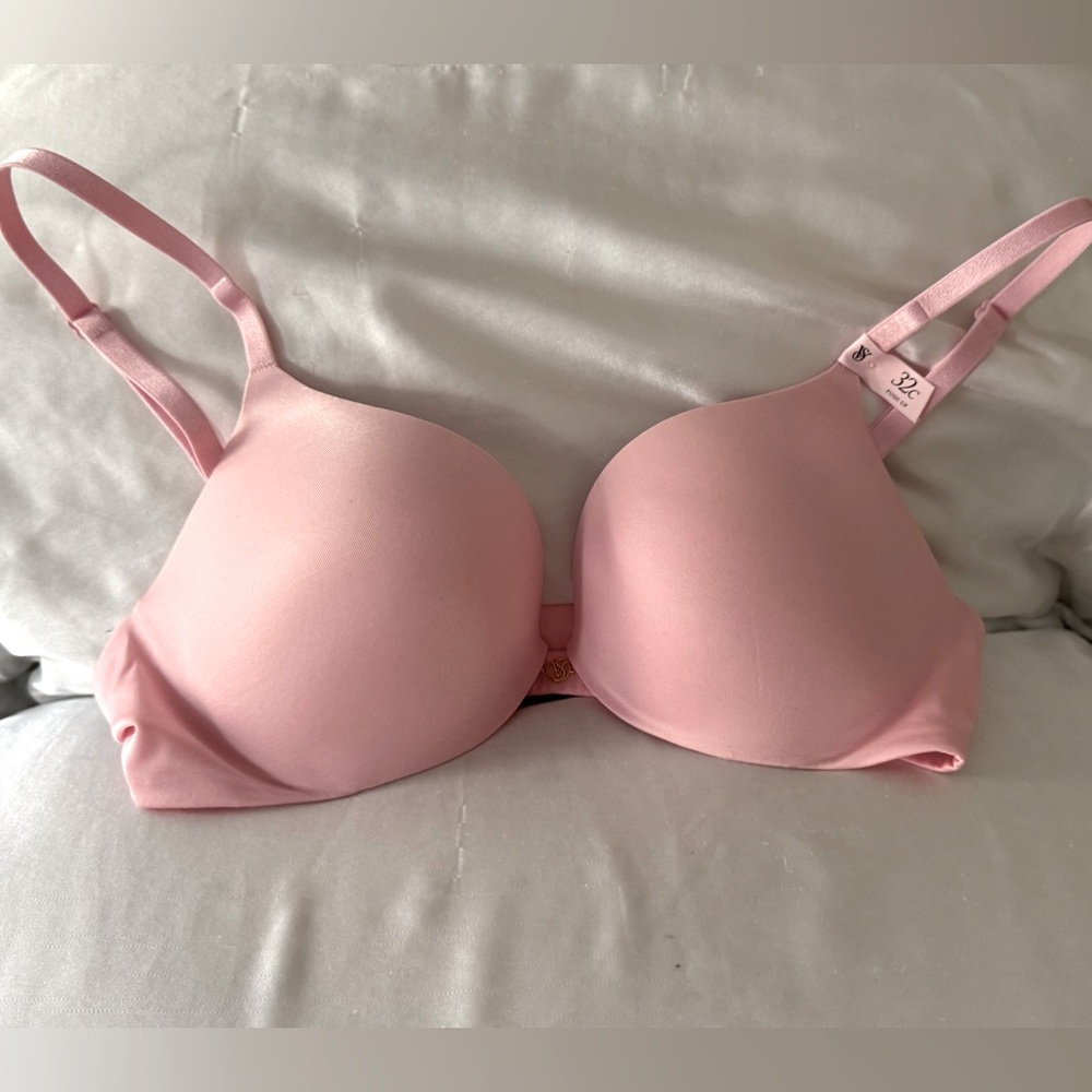 NWT Victoria’s Secret Push Up Bra